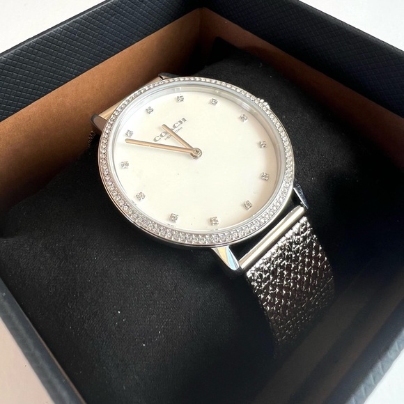 Coach watch - Picture 3 of 7